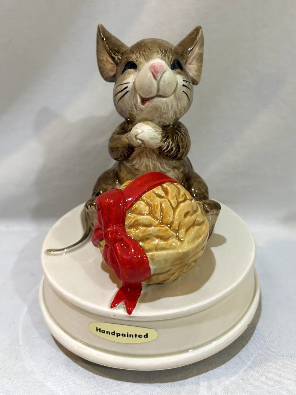 VTG Otagiri Japan Gibson My Favorite Things Music Box Holiday Mouse Walnut